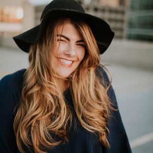 Meet your Posher, Katelyn